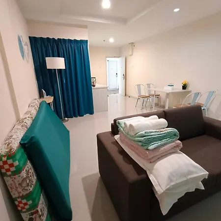 Glossy Marina Homestays Lumut Room photo