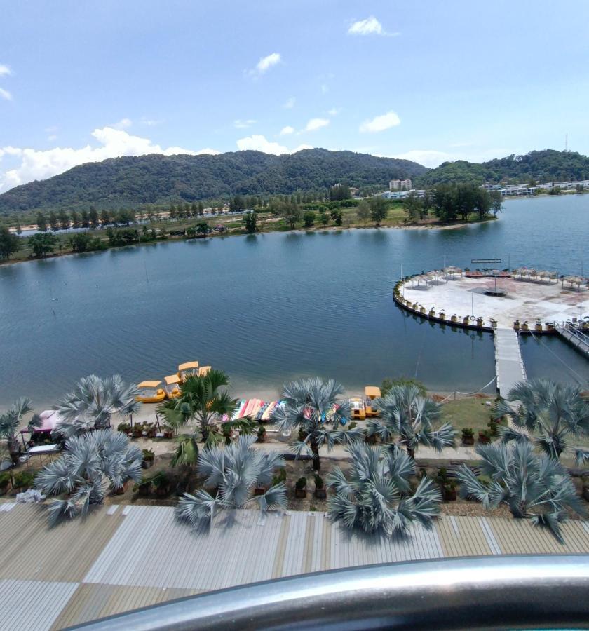 Apartment Glossy Marina Lumut