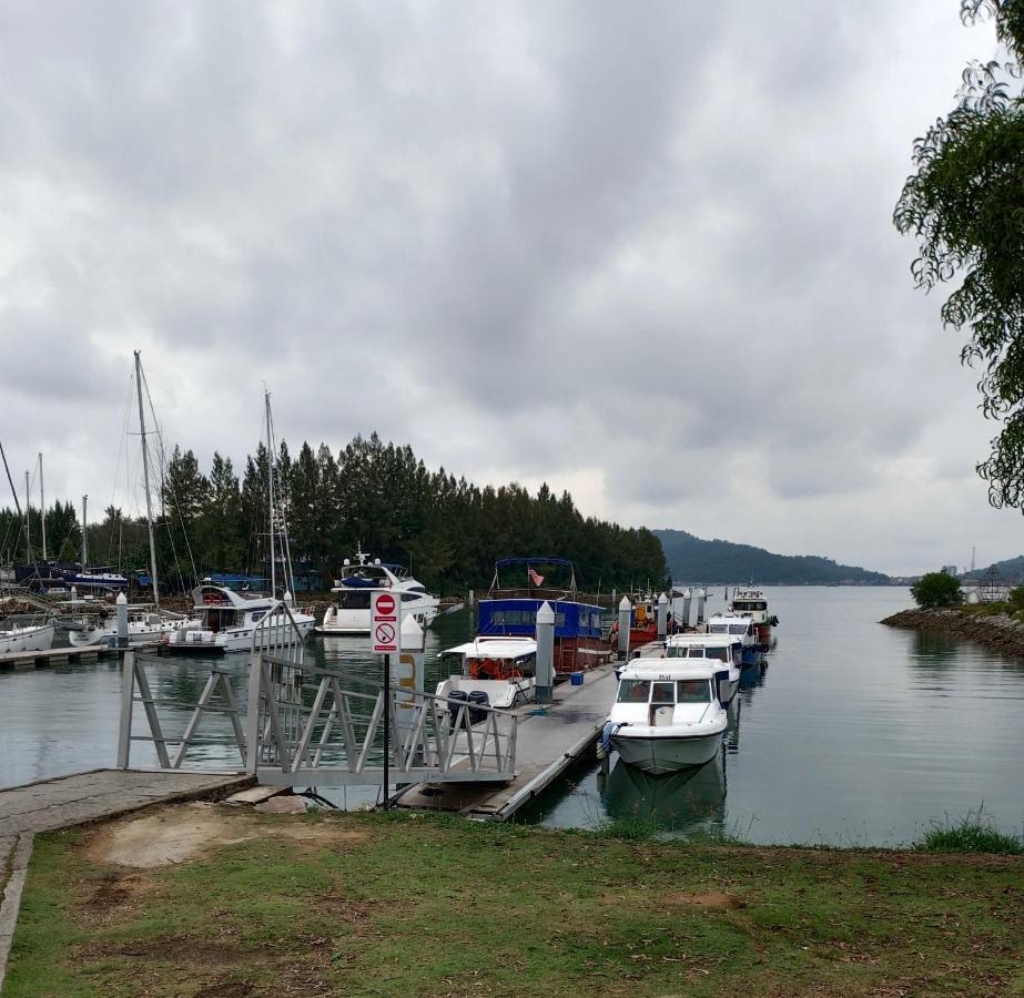 Apartment Glossy Marina Lumut