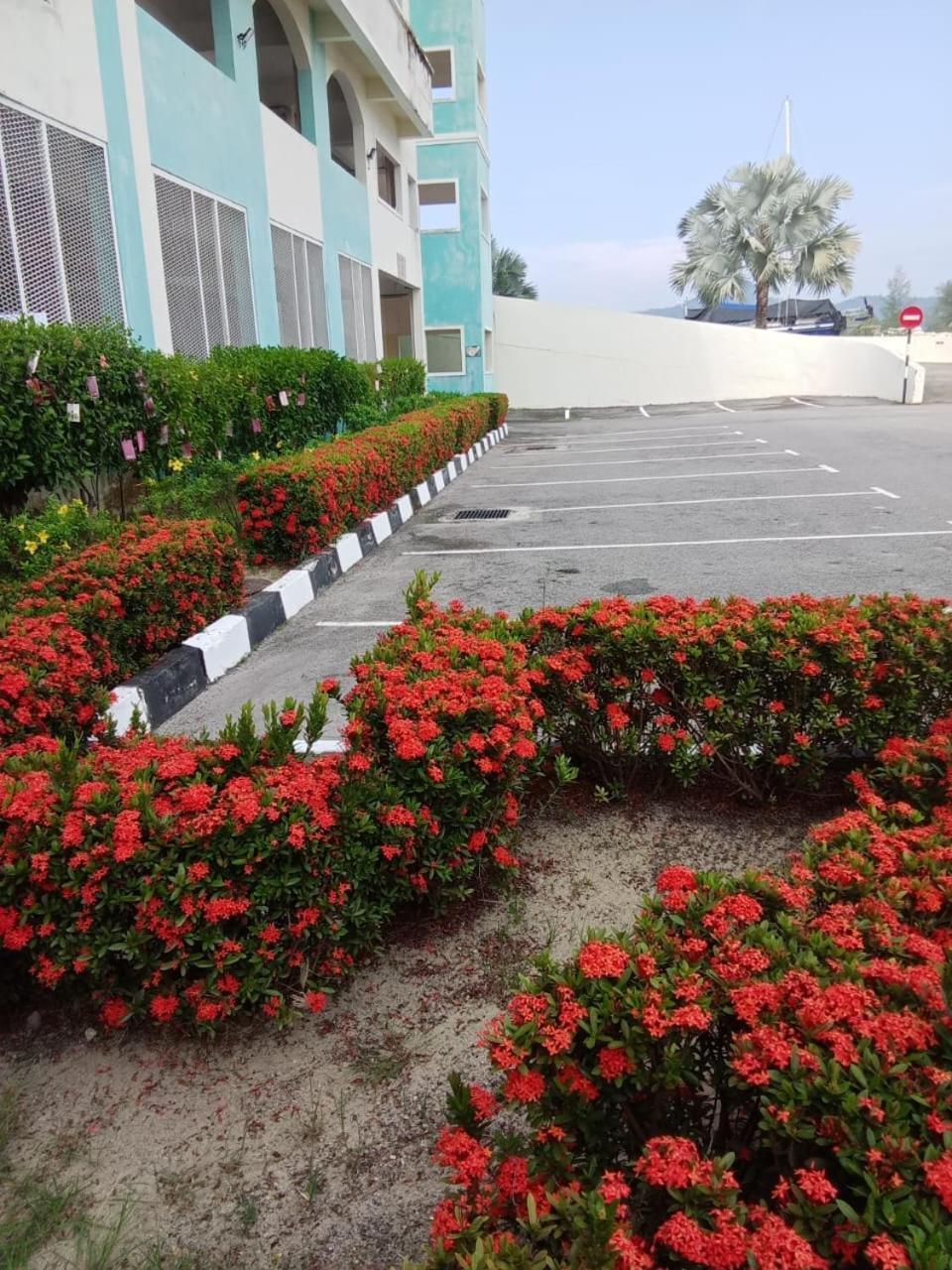 Glossy Marina Apartment Lumut